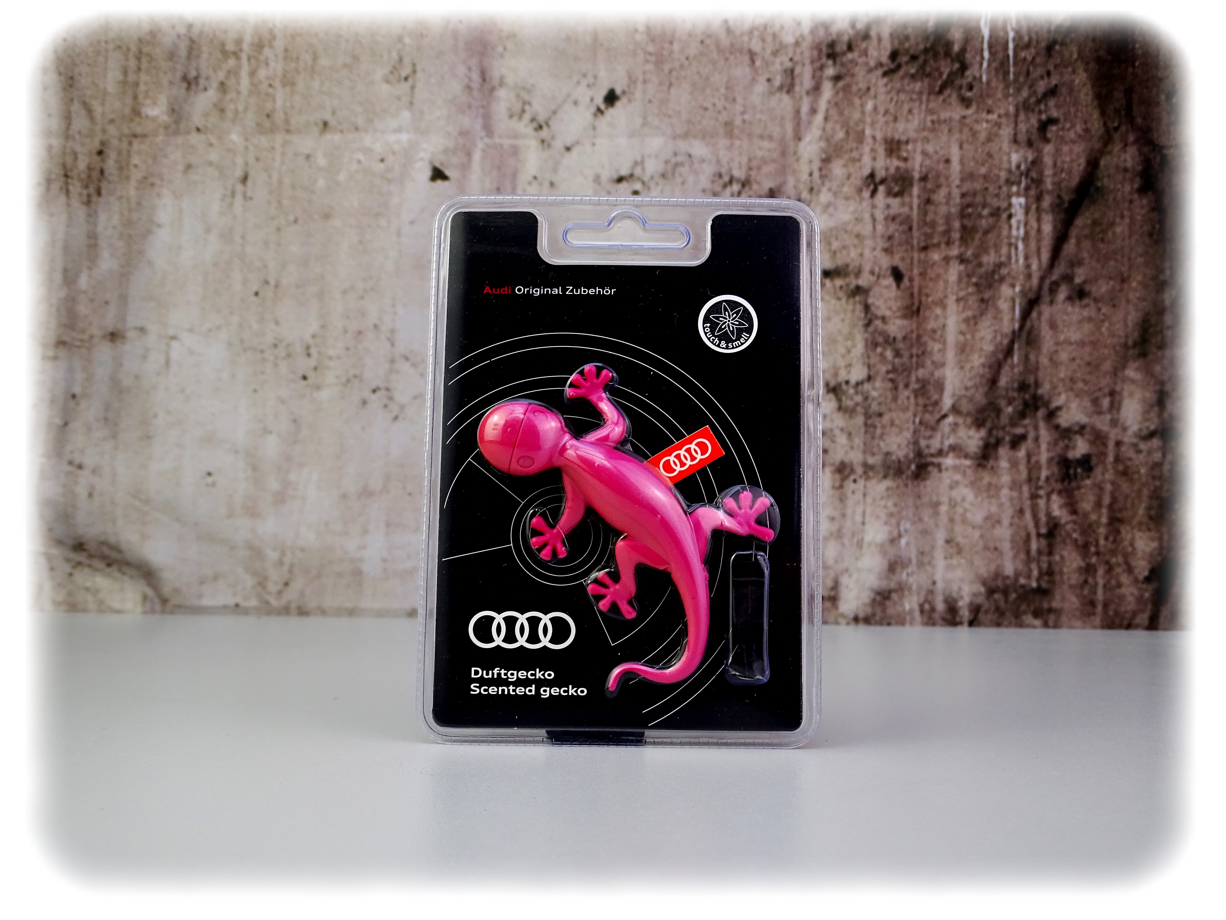 SteinGruppe - Original Audi Duftgecko in pink - Innenausstattung- 000087009AC